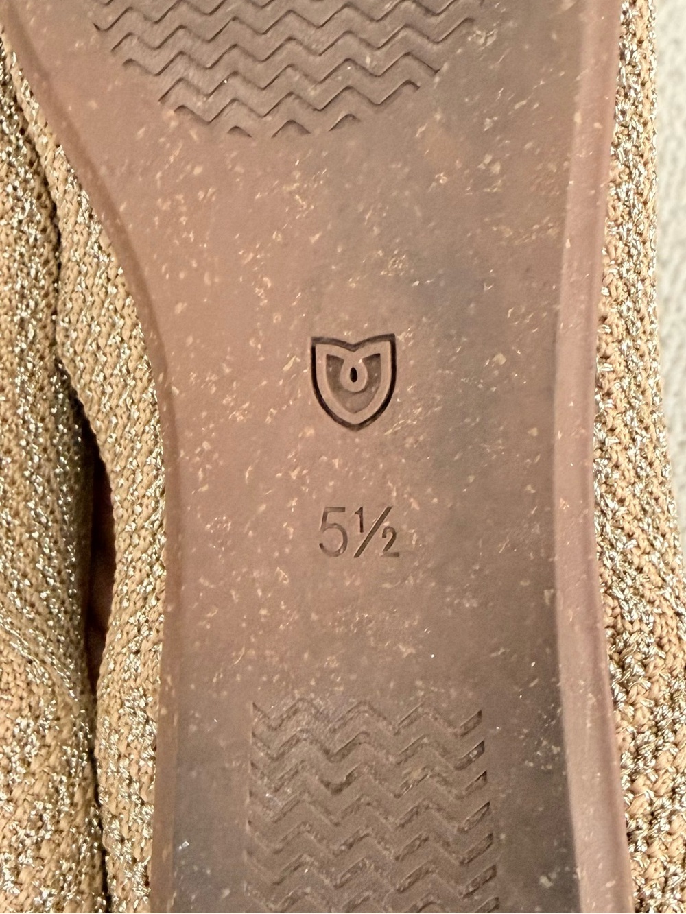 Rothy’s Tan & Metallic Gold Ballet Flats - Picture 13 of 14